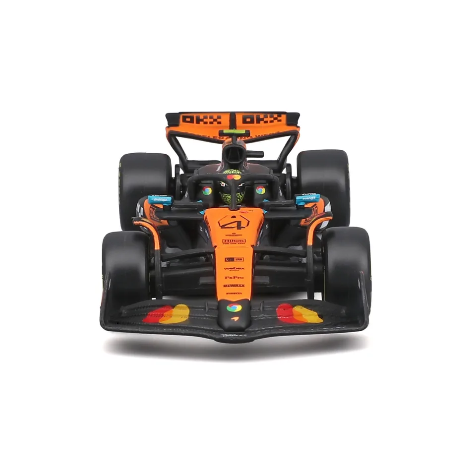 Lando Norris MCL39 04